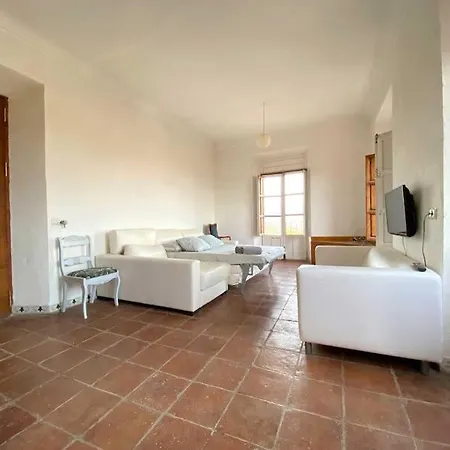 Villa Con Preciosas Vista A Capital *