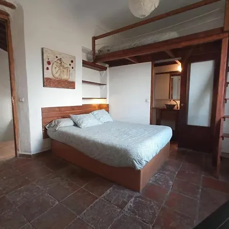 Con Preciosas Vista A Capital Villa